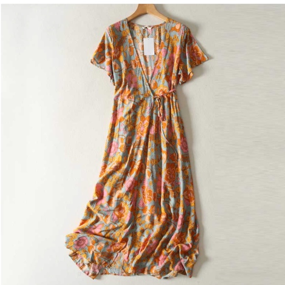 Boho chic floral print wrap maxi dress - Picture 5 of 6